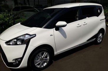 Toyota Sienta V 2018 MPV