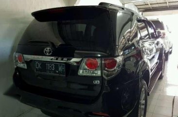 Dijual Mobil Toyota Fortuner G SUV Tahun 2011