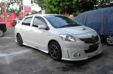 Di jual Toyota Vios Tahun 2004 Warna Putih 