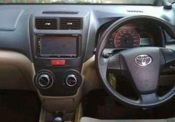 Toyota Avanza E 2015