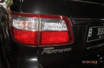 Toyota Fortuner 2.5 G 2011