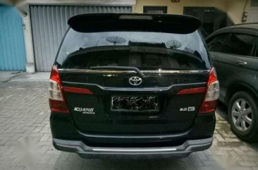 Toyota Kijang Innova E 2014