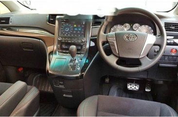 Toyota Vellfire ZG 2013 Automatic