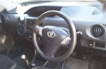 Toyota Etios Valco Tahun 2015