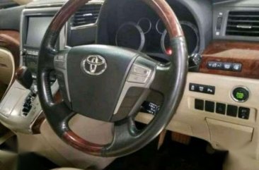 Toyota Alphard Automatic Tahun 2010 Type G