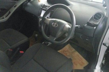 2012 Toyota Yaris E A/T