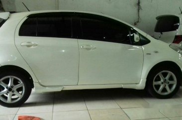 2010 Toyota Yaris E