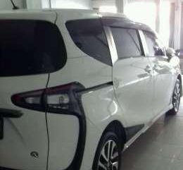 Toyota Sienta Q 2017