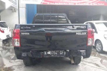Jual Mobil Toyota Hilux S 2017