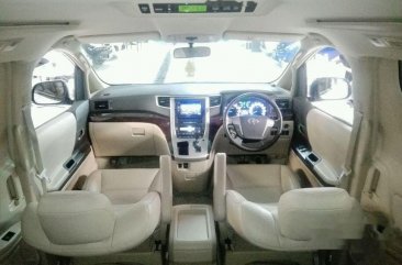 Dijual mobil Toyota Alphard X X 2013 MPV