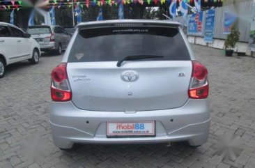Toyota Etios G 1.2 MT 2015