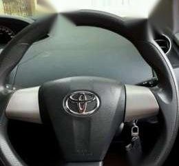 Dijual Mobil Toyota Yaris E Hatchback Tahun 2013