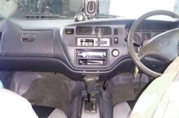 Jual mobil Toyota Kijang LGX Tahun 2002 MPV