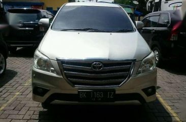 Jual Toyota Kijang Innova V Luxury 2013 siap pakai