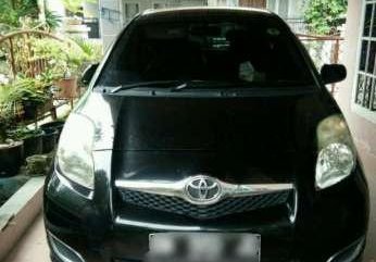 Dijual Mobil Toyota Yaris E Hatchback Tahun 2010