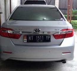 Toyota Camry V 2015 Sedan