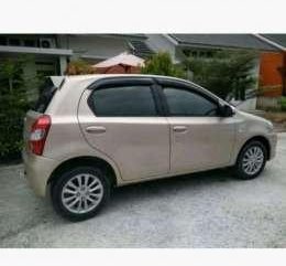 Dijual Toyota Etios Valco JX 2013
