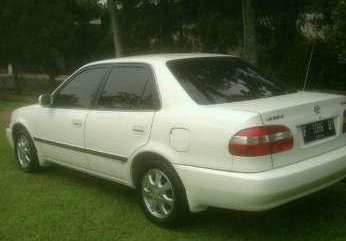 Jual Mobil Toyota Corolla 2000