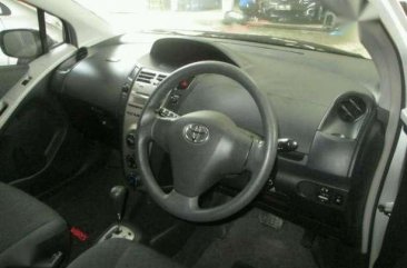 Dijual Toyota Yaris J 2011
