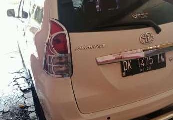 Toyota Avanza Type G Putih Manual 2012