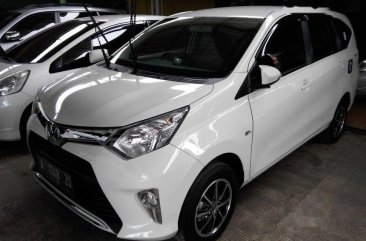 Jual mobil Toyota Calya 2017 Banten