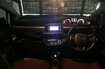 Toyota Sienta 1.5 Q 2017