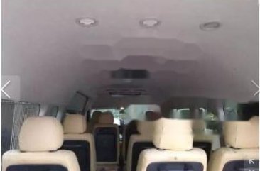 Dijual Mobil Toyota Hiace High Grade Commuter 2016 Van