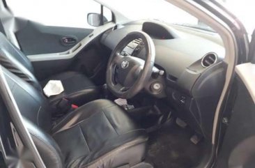 Dijual mobil Toyota Yaris 2013 siap pakai