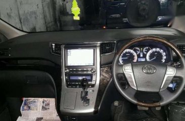 Toyota Alphard SC 2013