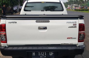 Toyota Hilux D-4D 2013 Pickup