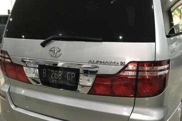Dijual  mobil Toyota Alphard G tahun 2005 kondisi bagus mulus tanpa PR