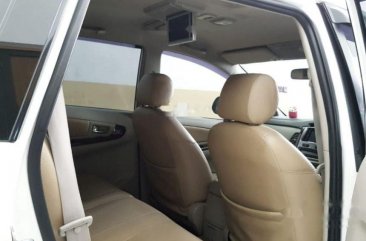 Toyota Kijang Innova V 2015 MPV dijual