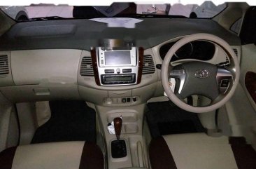 Toyota Kijang Innova V 2014 MPV dijual