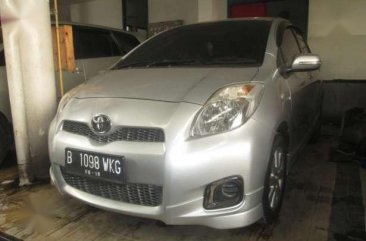 2013 Toyota Yaris E dijual