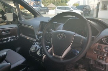  Toyota Voxy 2018 dijual