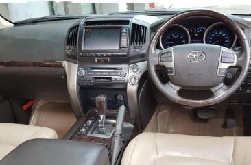 Toyota Land Cruiser 4.6 Automatic 2009 SUV dijual