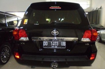 Toyota Land Cruiser VX V8 2012 Dijual 