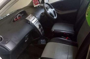 2012 Toyota Yaris J dijual 