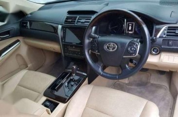 2015 Toyota Camry V Dijual 