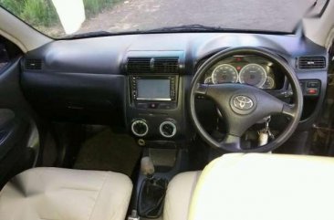 2005 Toyota Avanza type G dijual 