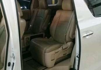 2010 Toyota Alphard dijual