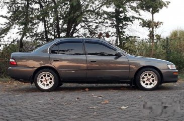 Toyota Corolla 1996 dijual