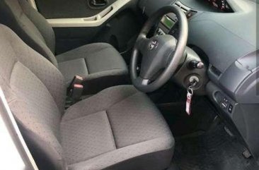 2016 Toyota Yaris E dijual 