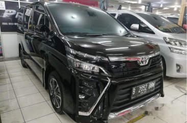  Toyota Voxy 2018 dijual