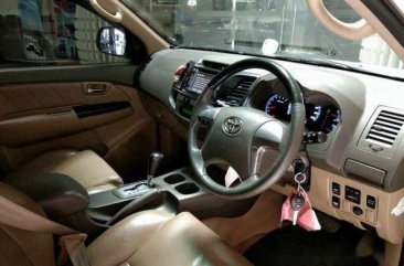 Toyota Fortuner G 2011 Dijual 