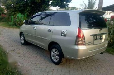 2005 Toyota Kijang Innova V Luxury dijual