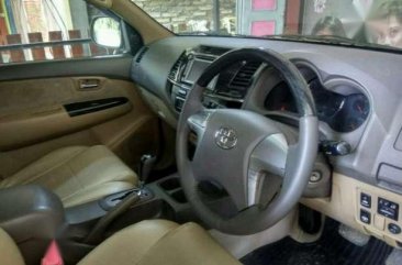 2011 Toyota Fortuner G Dijual