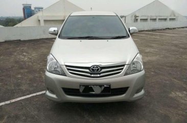 2011 Toyota Kijang Innova V Luxury Dijual 