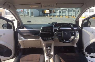 Toyota Sienta V 2016 MPV dijual