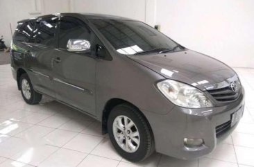 2010 Toyota Kijang Innova 2.0 G dijual 